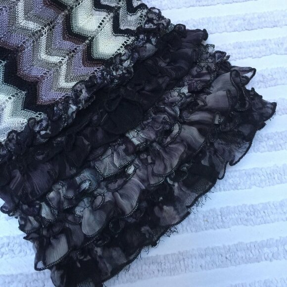 Jean Paul Gaultier Womens Small Short Sleeve Ruffle Lace Knit Top Chevron Gray - Picture 9 of 10